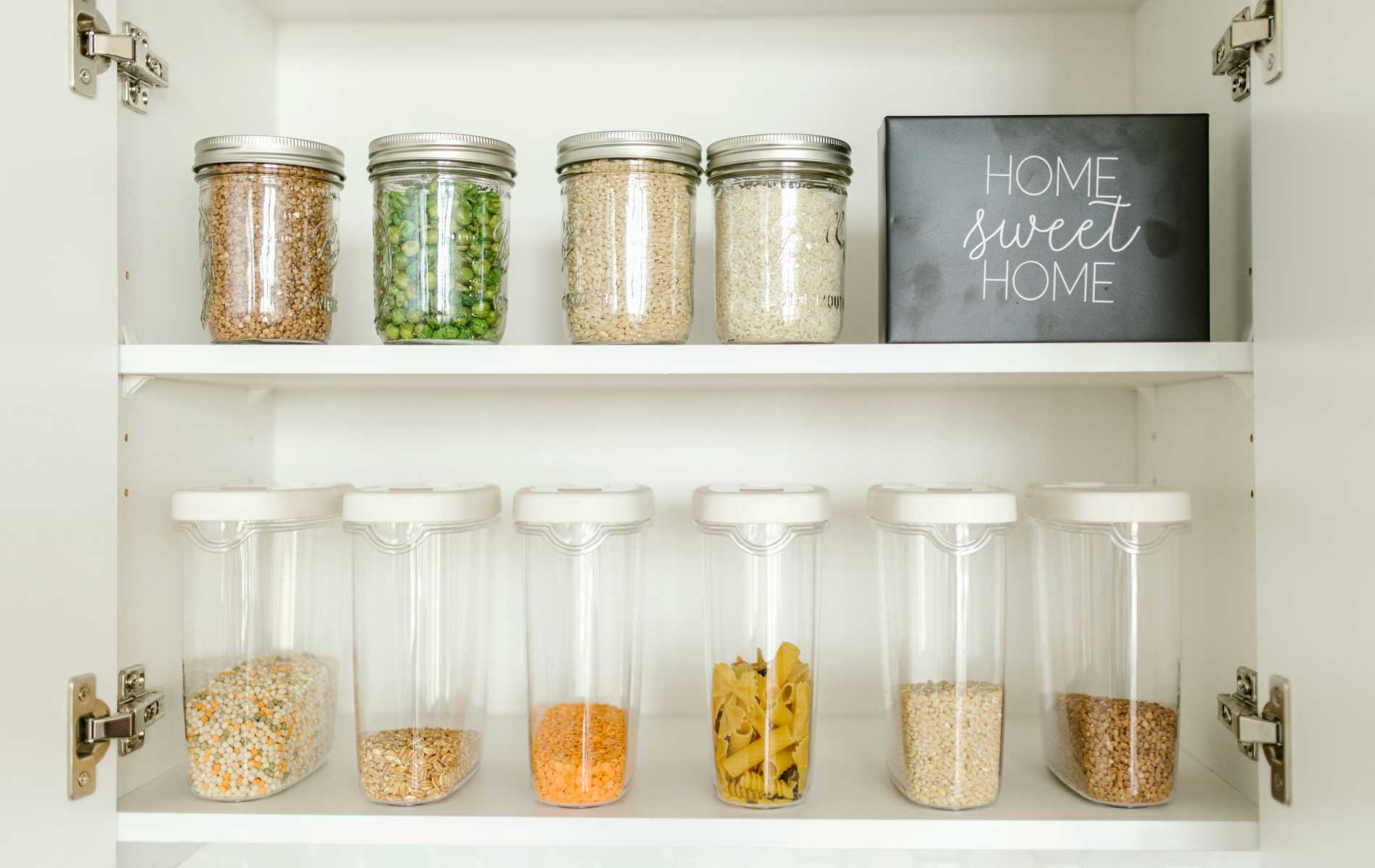 Pantry-Organization-for-emergency-preparedness_Chicken-Little-Preps